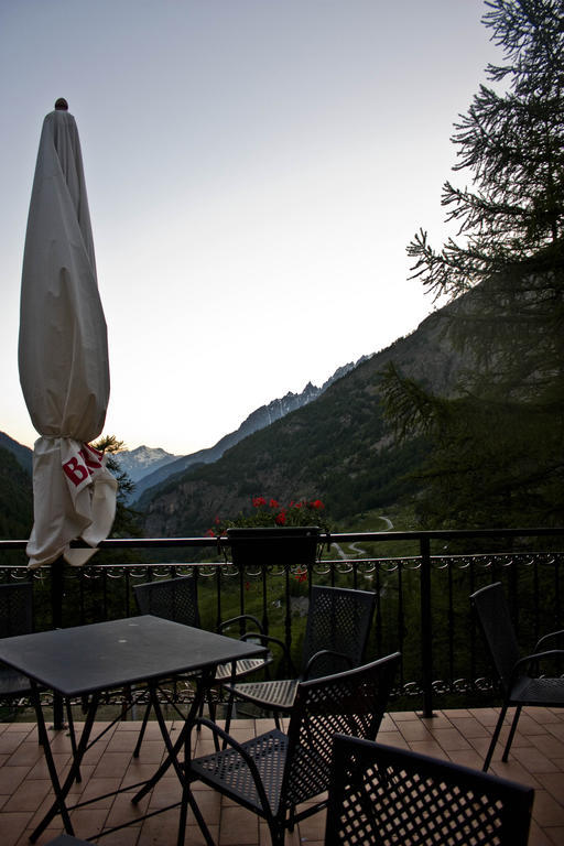 Locanda Lac Place Moulin Bionaz エクステリア 写真